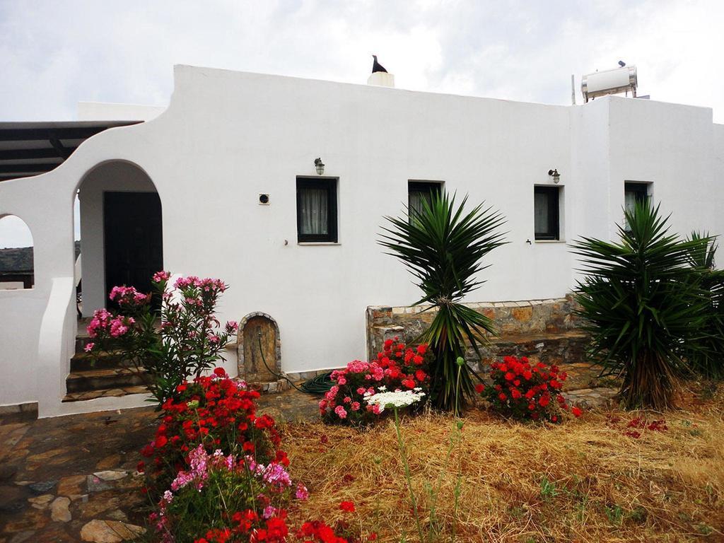 Thomas Apartments Katapola - Chora 객실 사진